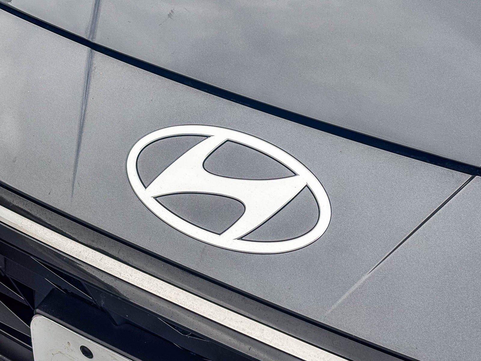 Used 2024 Hyundai Elantra Limited image 11