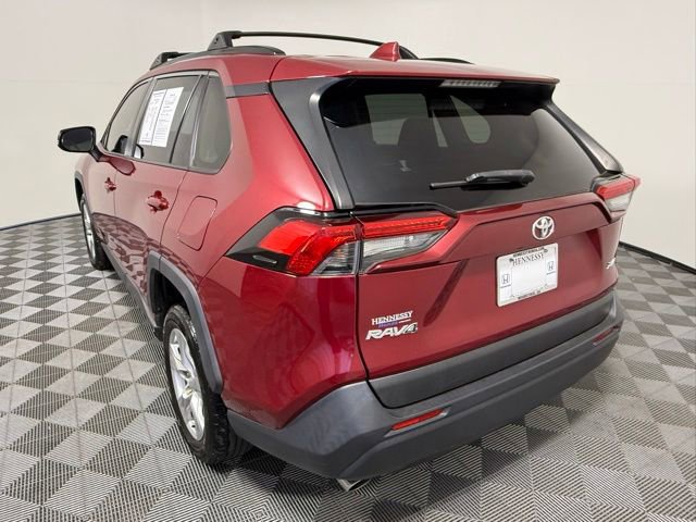 Used 2020 Toyota RAV4 XLE FWD image 4