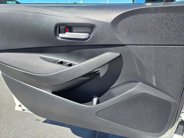Used 2021 Toyota Corolla LE image 17