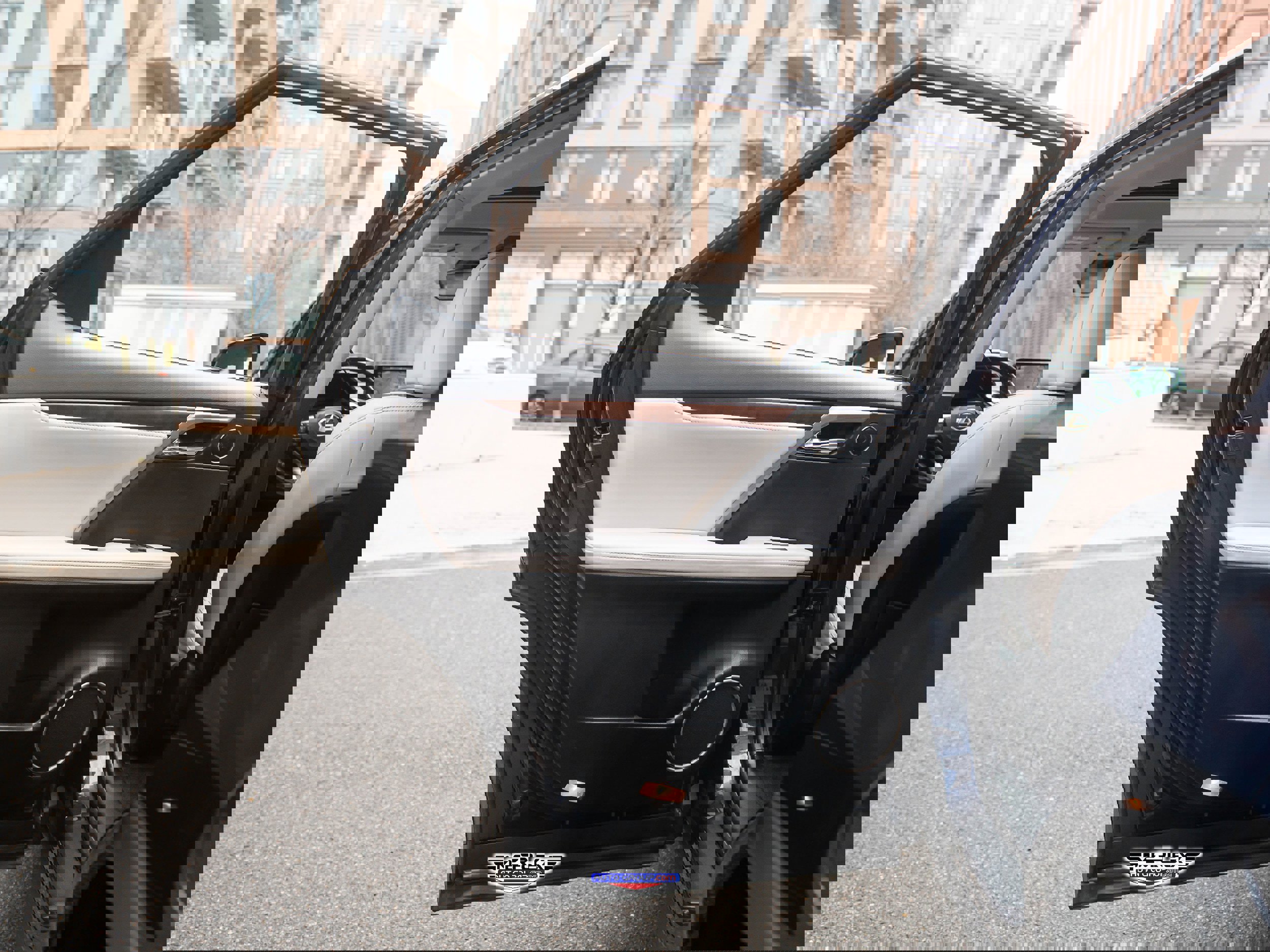 Used 2021 Lexus RX 350L 350L Luxury w/ Premium Package image 47