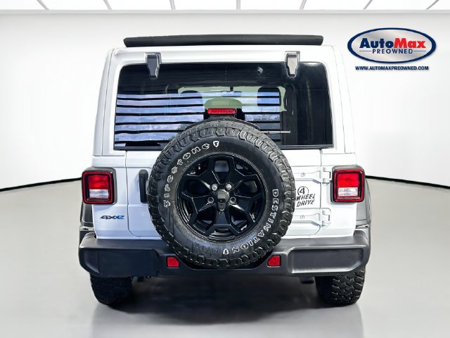 Used 2023 Jeep Wrangler Unlimited w/ Sun & Screen Package AWD/4WD image 8