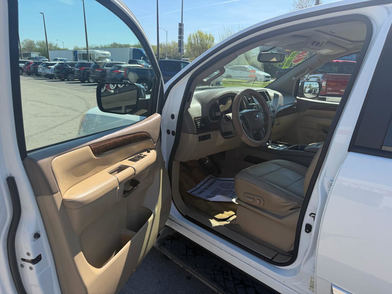 Used 2013 Nissan Armada SL image 9