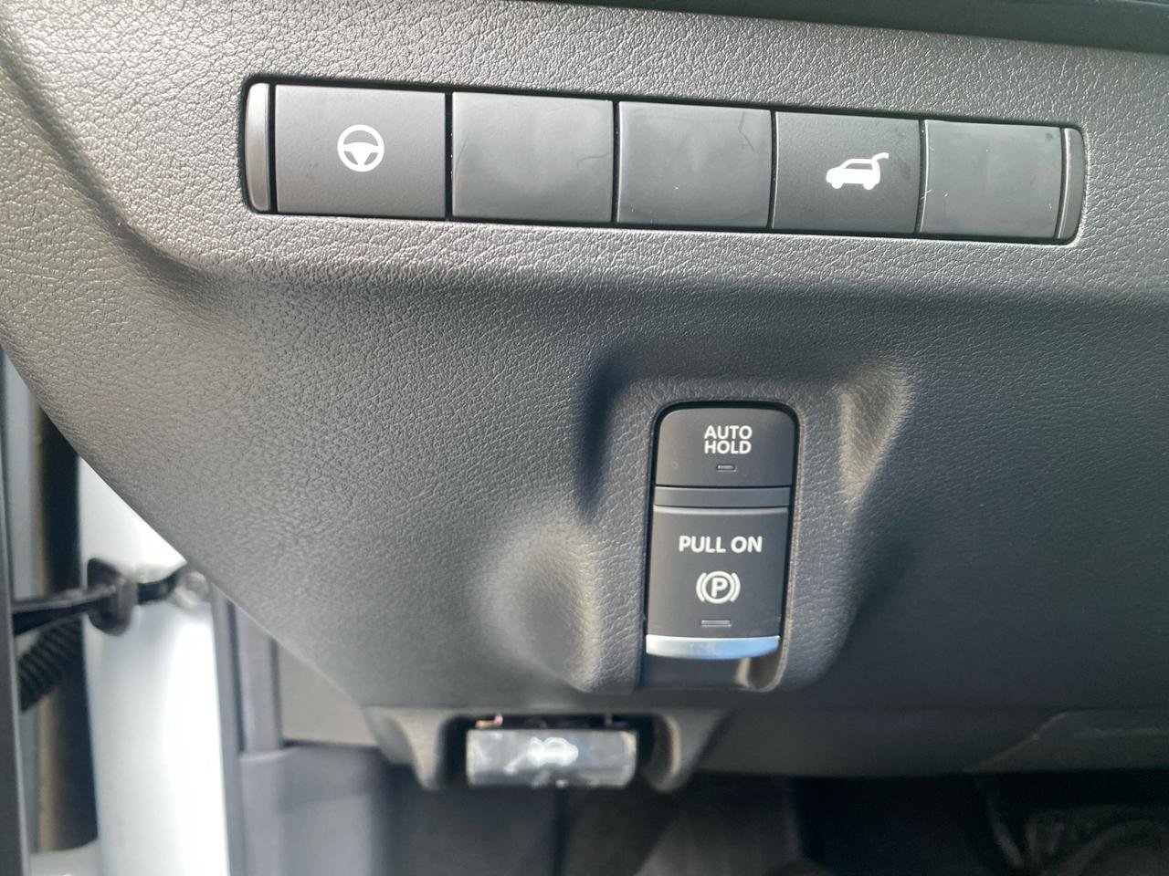 Used 2025 Nissan Murano SV w/ Cargo Package image 21