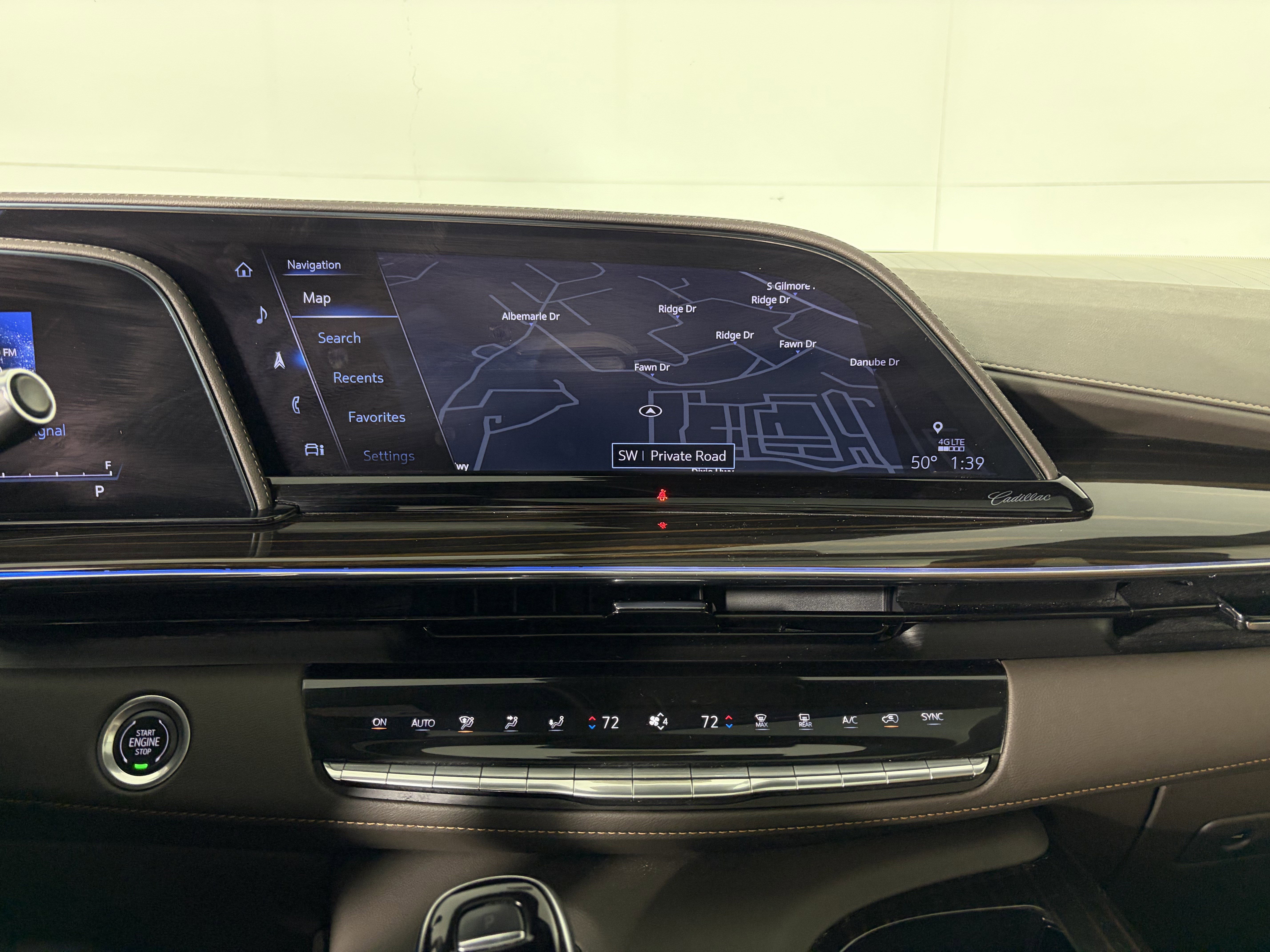 Used 2024 Cadillac Escalade ESV Premium Luxury w/ Performance Package image 27