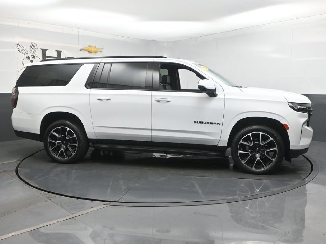 Used 2024 Chevrolet Suburban RST w/ Luxury Package AWD/4WD image 56