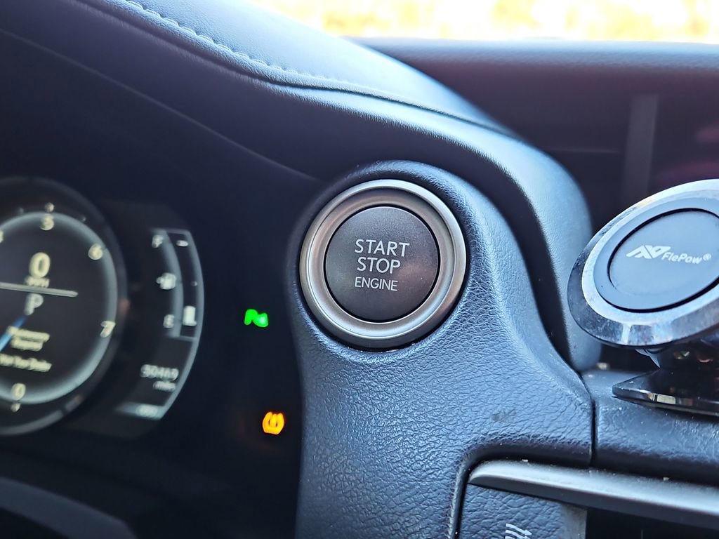 Used 2020 Lexus IS 300 F Sport image 17