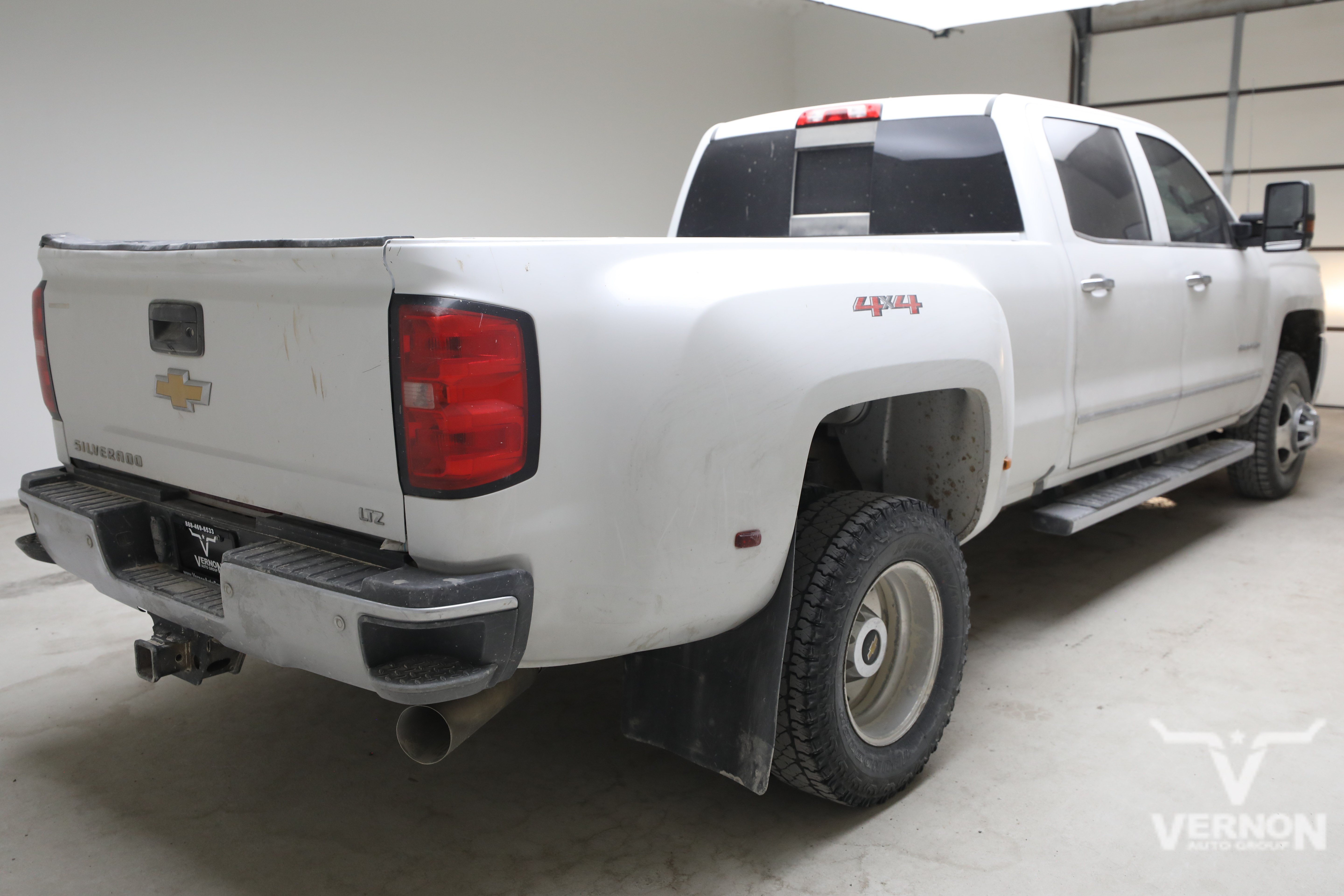 Used 2019 Chevrolet Silverado 3500 LTZ w/ Duramax Plus Package AWD/4WD image 4