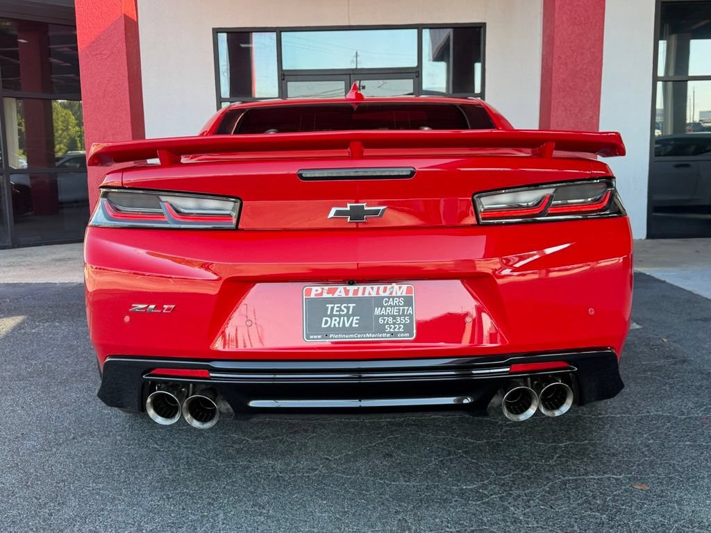 Used 2018 Chevrolet Camaro ZL1 RWD image 15