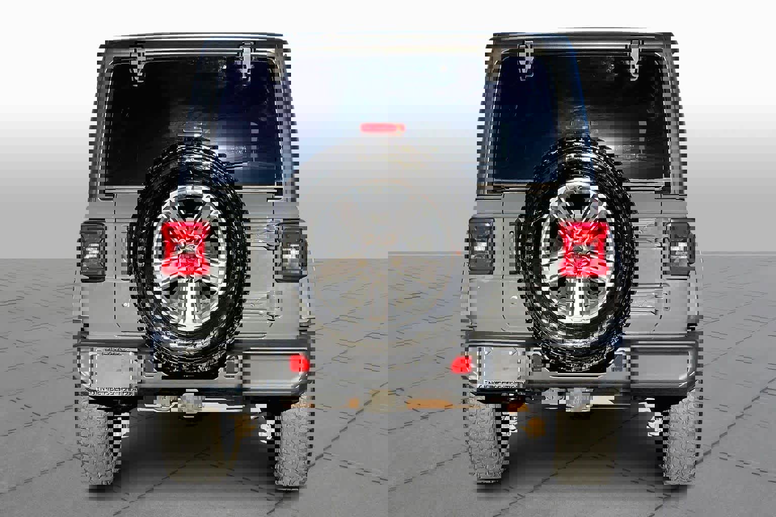 Used 2018 Jeep Wrangler Unlimited Sahara image 6