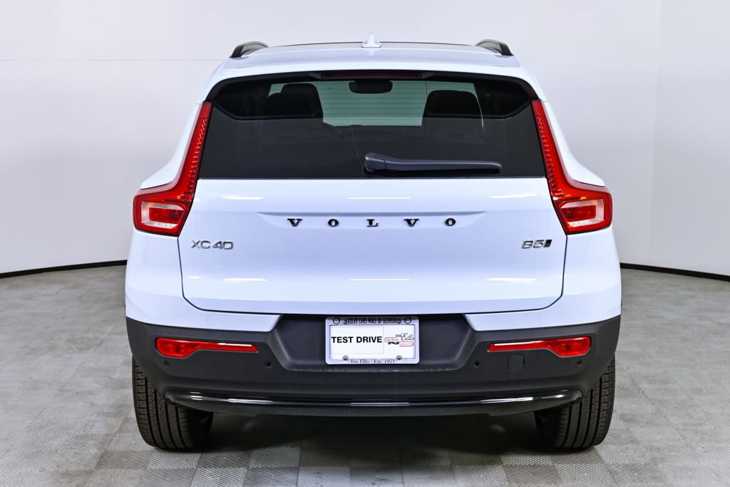 New 2026 Volvo XC40 B5 Ultra w/ Climate Package image 29