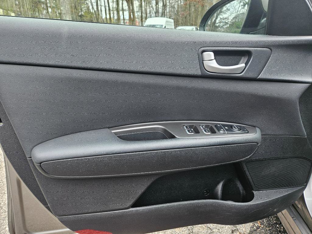 Used 2016 Kia Optima LX FWD image 16