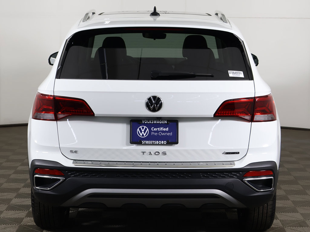Used 2023 Volkswagen Taos SE w/ Panoramic Sunroof Package AWD/4WD image 13