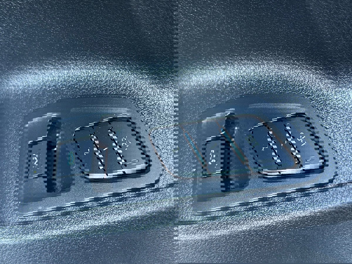 Used 2022 Audi Q3 2.0T Premium w/ Convenience Package image 25