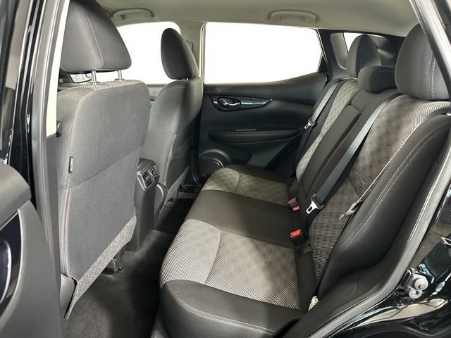 Used 2019 Nissan Rogue Sport SV w/ All-Weather Package FWD image 25