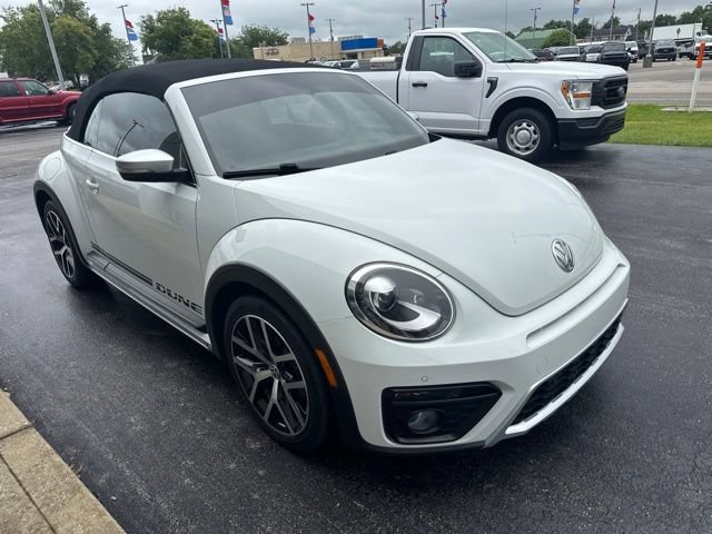 Used 2018 Volkswagen Beetle 2.0T Dune FWD image 3