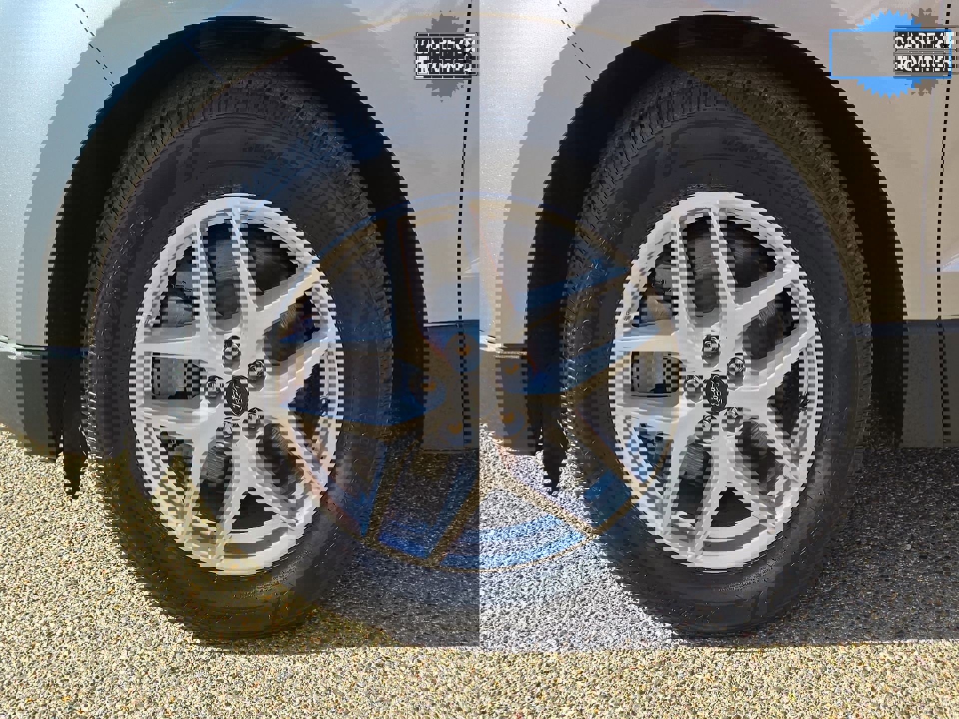 Used 2024 Ford Edge SEL image 11