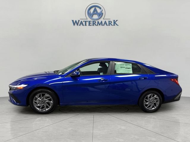 New 2026 Hyundai Elantra Blue image 2