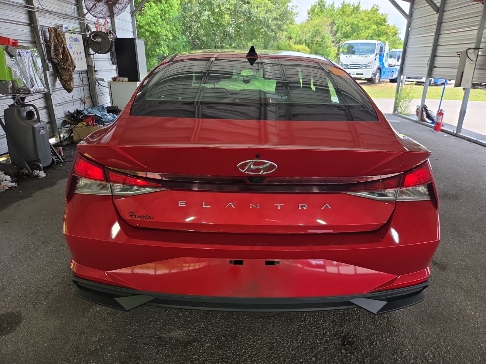 Used 2022 Hyundai Elantra SEL FWD image 6