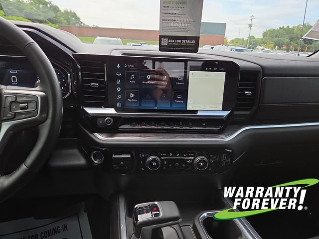 Used 2025 Chevrolet Silverado 1500 LTZ AWD/4WD image 11