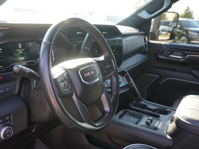 Used 2025 GMC Sierra 2500 AT4X AWD/4WD image 19