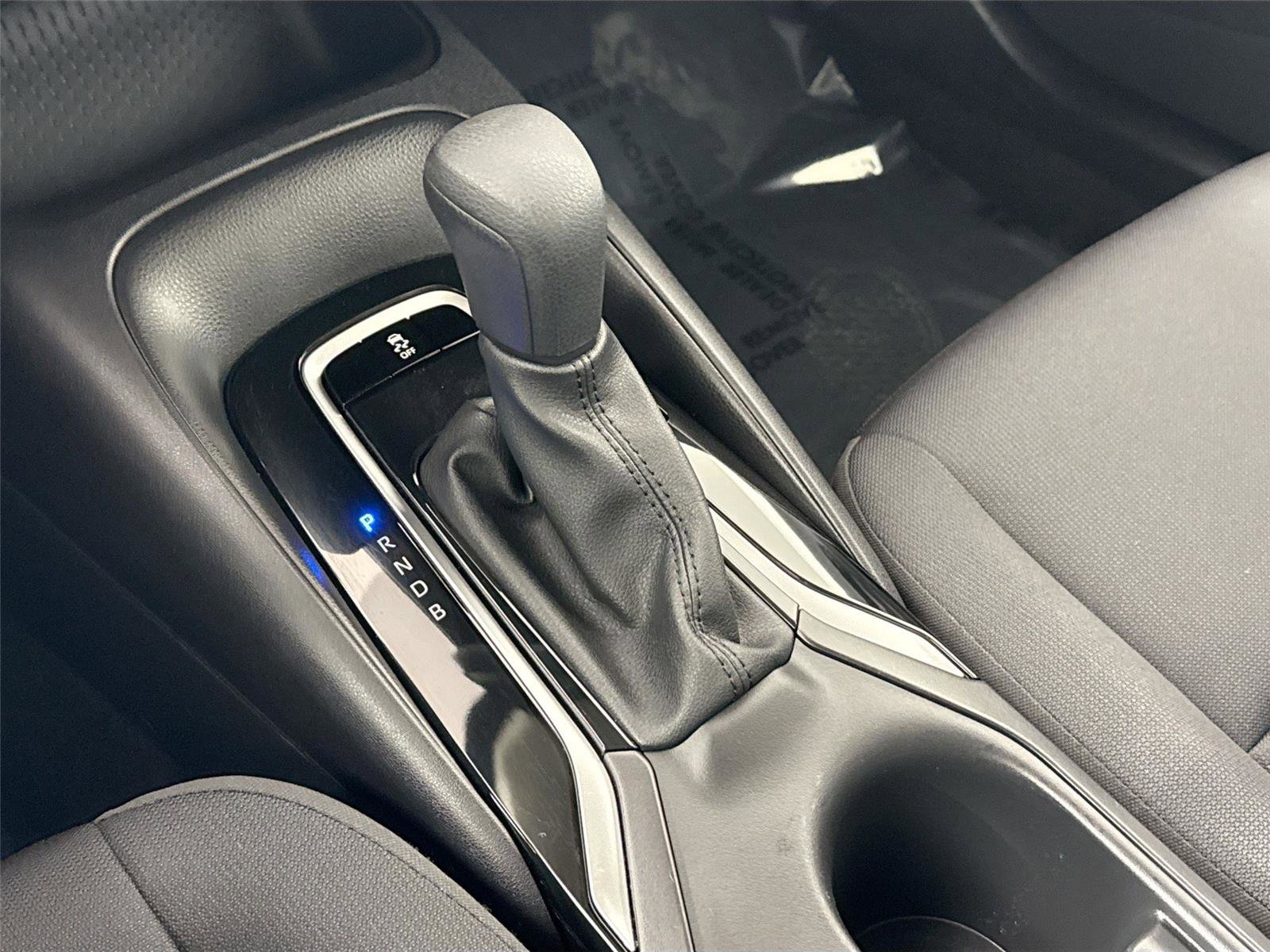 Certified 2025 Toyota Corolla LE image 25