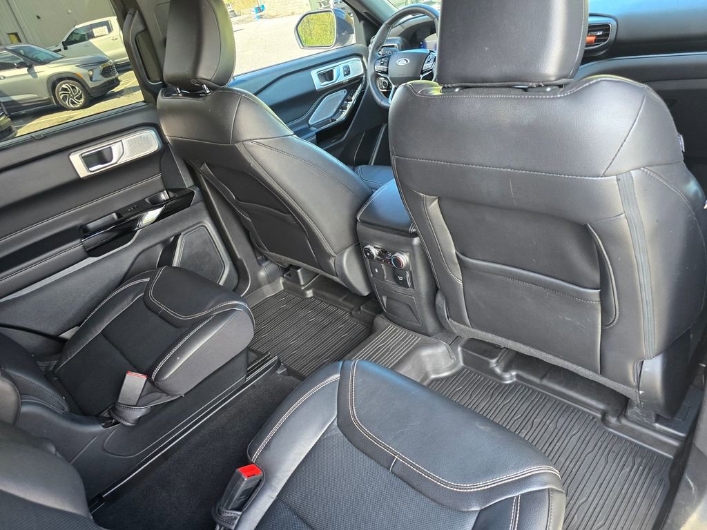 Used 2023 Ford Explorer ST w/ Equipment Group 401A AWD/4WD image 31