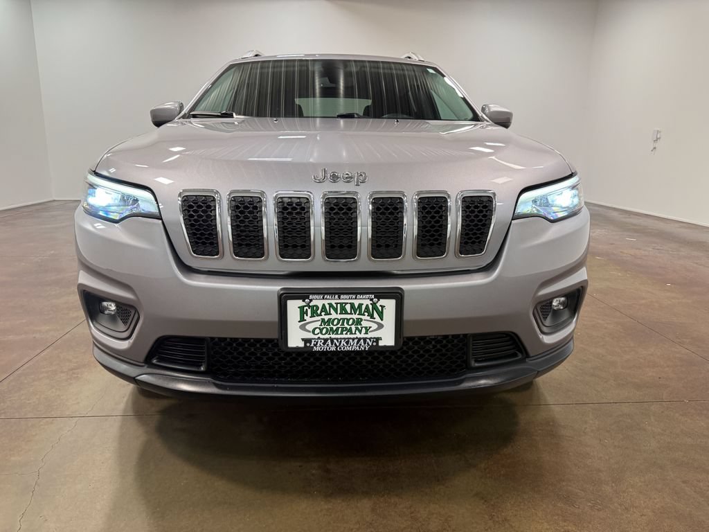 Used 2019 Jeep Cherokee Latitude w/ Comfort & Convenience Group AWD/4WD image 40