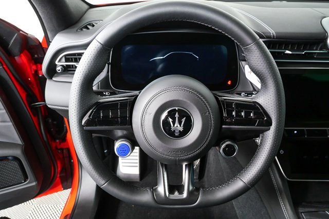 New 2026 Maserati Grecale Modena image 10