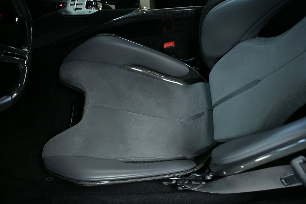 Used 2022 Ferrari 296 GTB RWD image 30