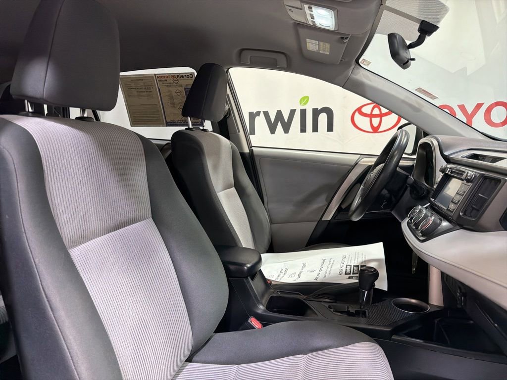 Used 2013 Toyota RAV4 LE image 12