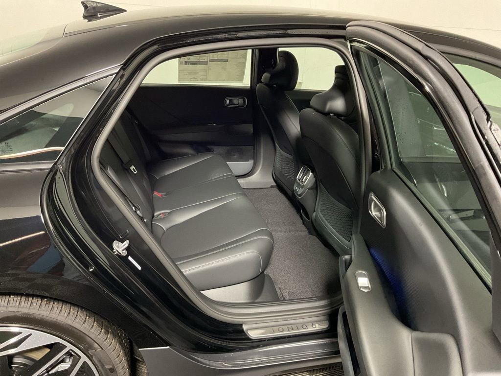 New 2025 Hyundai Ioniq 6 SEL image 28