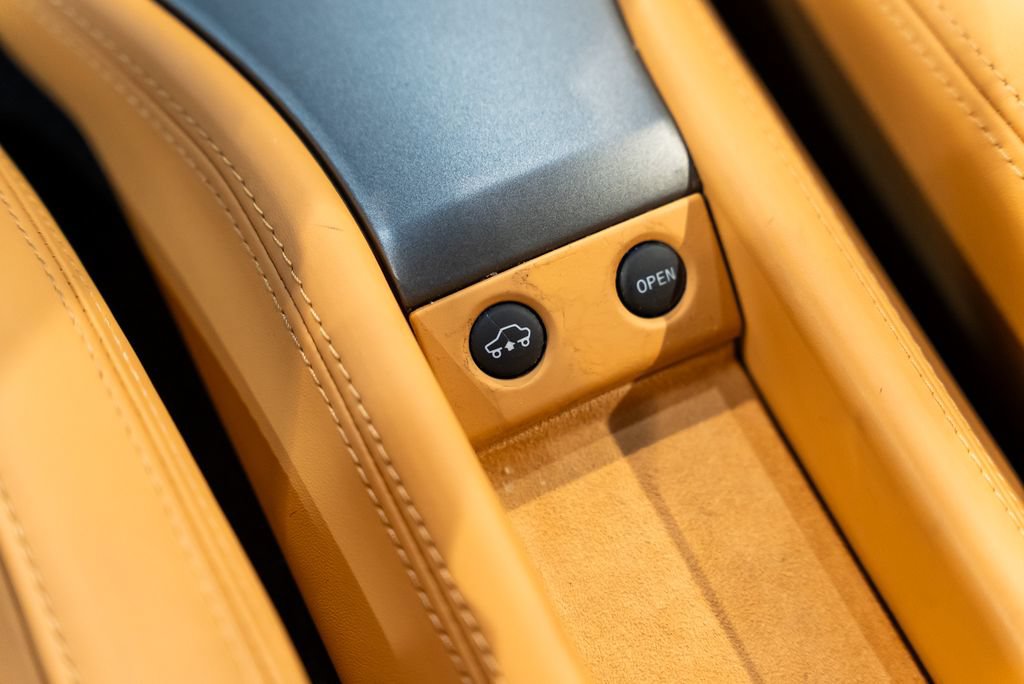 Used 2010 Ferrari 458 Italia Coupe RWD image 42