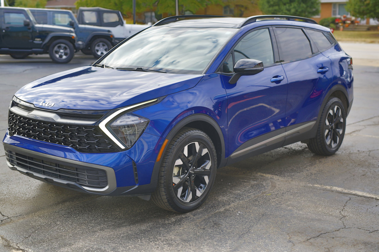 Used 2023 Kia Sportage X-Line w/ X-Line Premium Package image 3