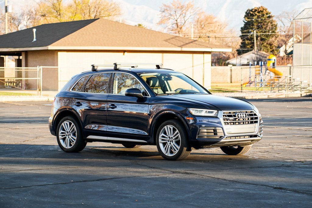 Used 2018 Audi Q5 2.0T w/ Premium Plus Package image 3