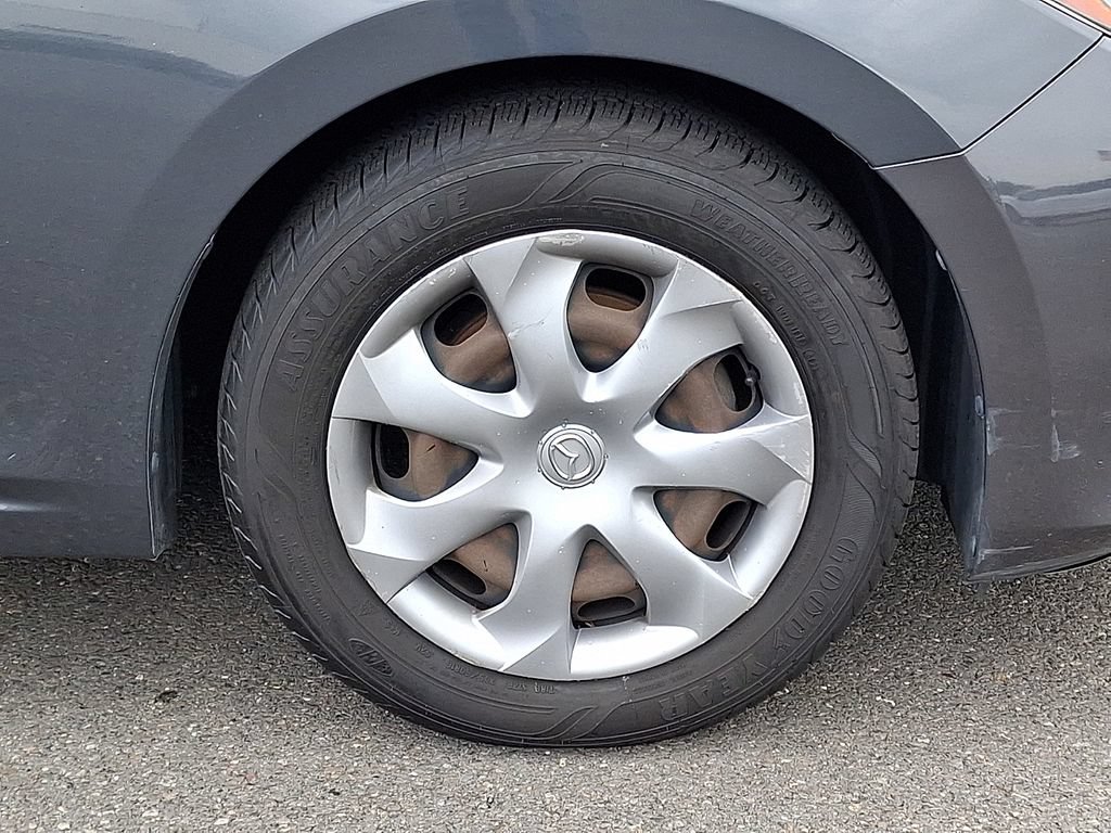 Used 2015 MAZDA MAZDA3 i Sport FWD image 10
