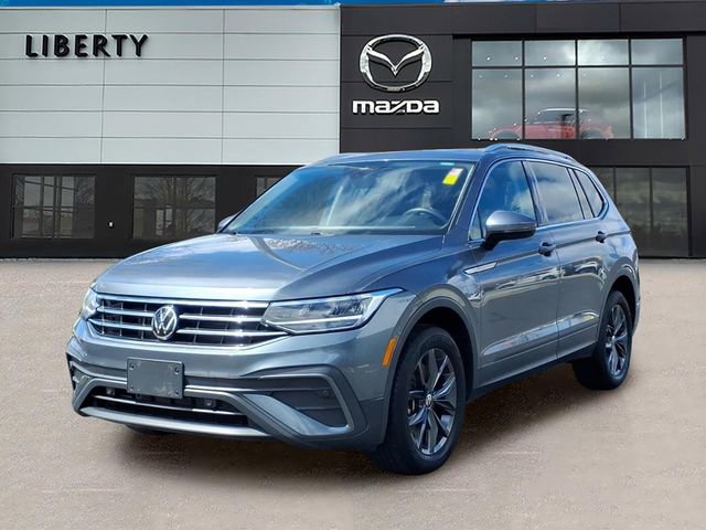 Used 2023 Volkswagen Tiguan SE w/ Panoramic Sunroof Package