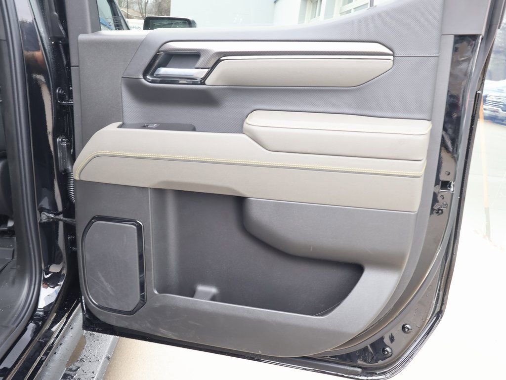 New 2026 Chevrolet Silverado 1500 ZR2 image 40