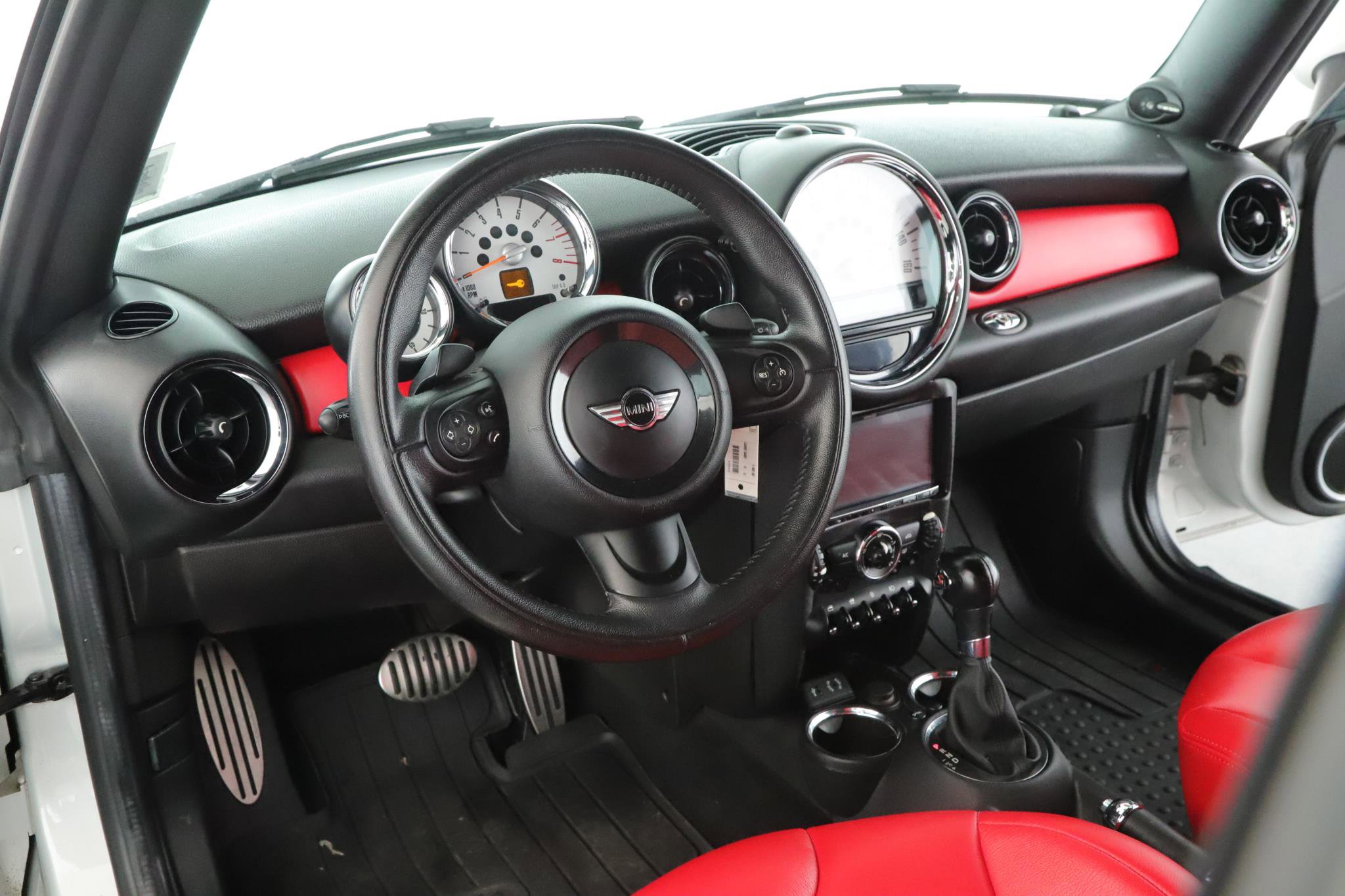 Used 2013 MINI Cooper S image 2