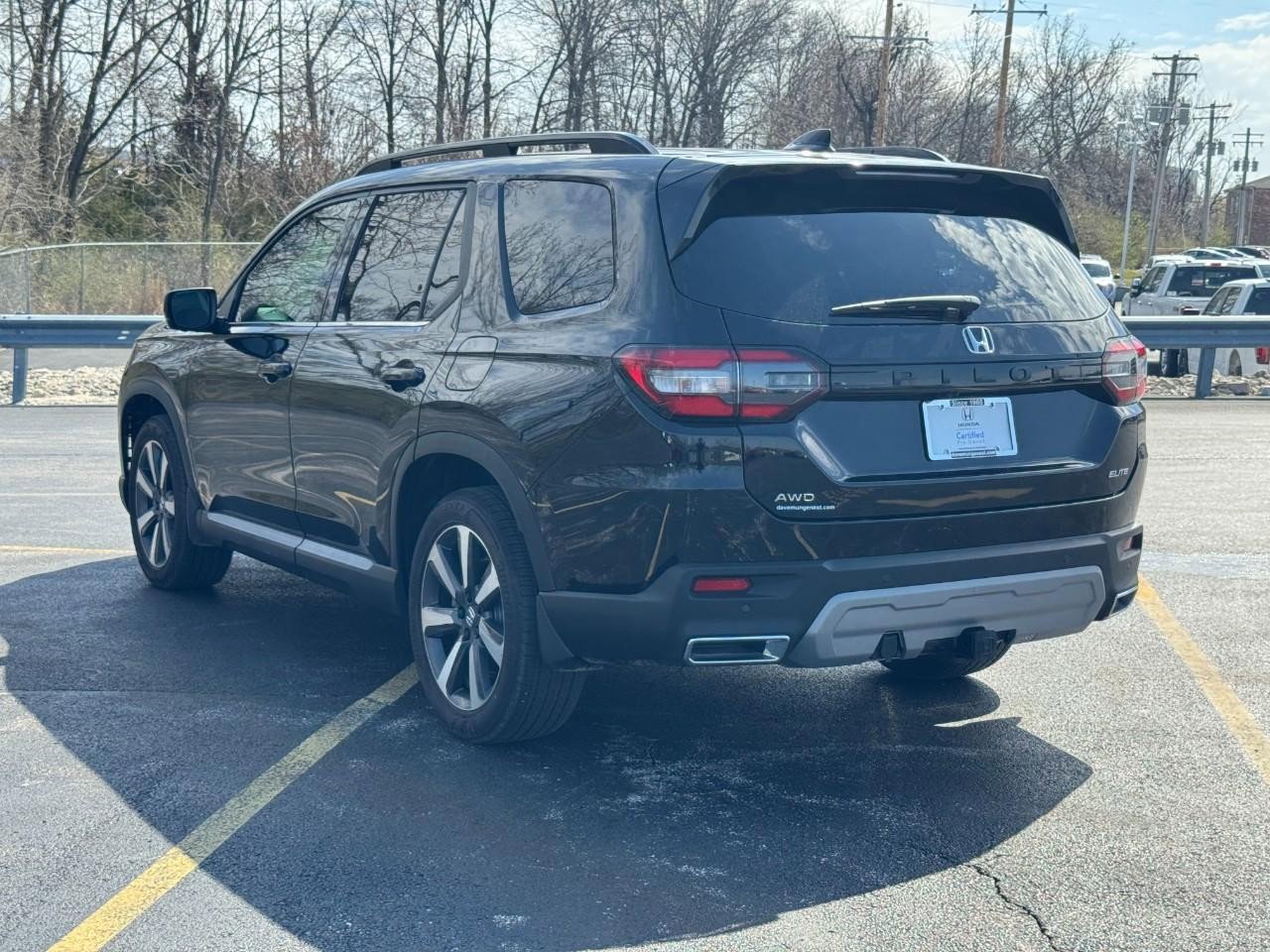 Certified 2025 Honda Pilot Elite image 7