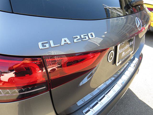Certified 2022 Mercedes-Benz GLA 250 4MATIC image 26
