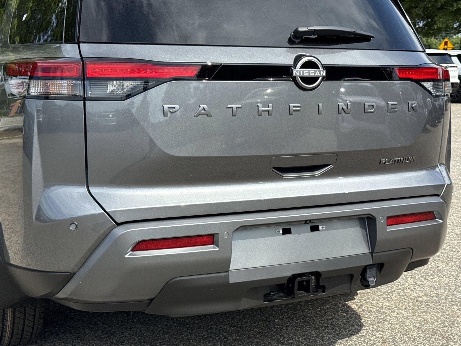 New 2026 Nissan Pathfinder Platinum FWD image 25