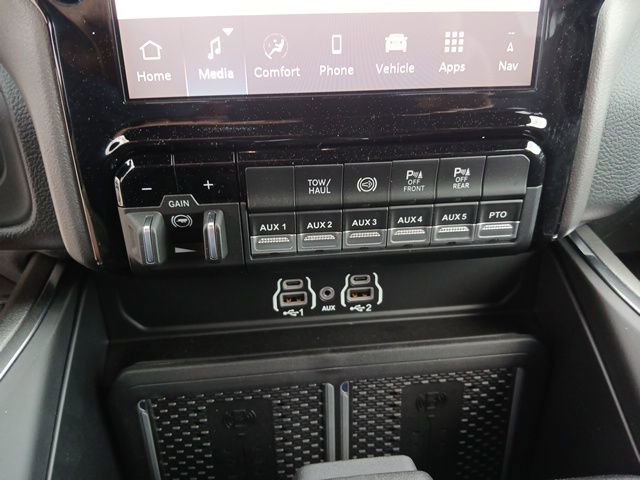 New 2026 RAM 4500 Laramie w/ Laramie Trim Package image 40