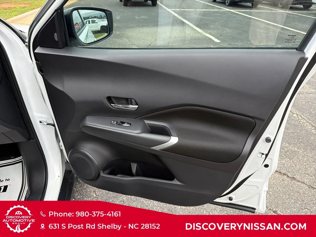 Certified 2024 Nissan Kicks SV FWD image 40