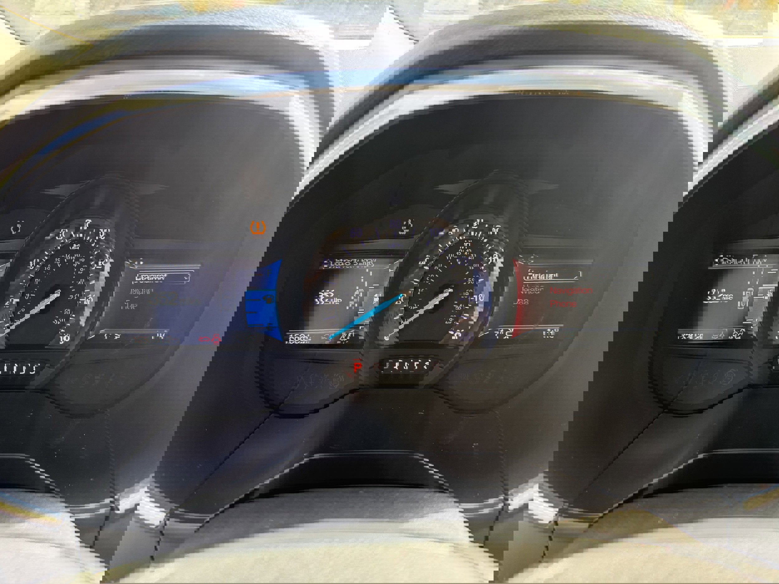 Used 2019 Ford Edge Titanium w/ Equipment Group 301A image 18