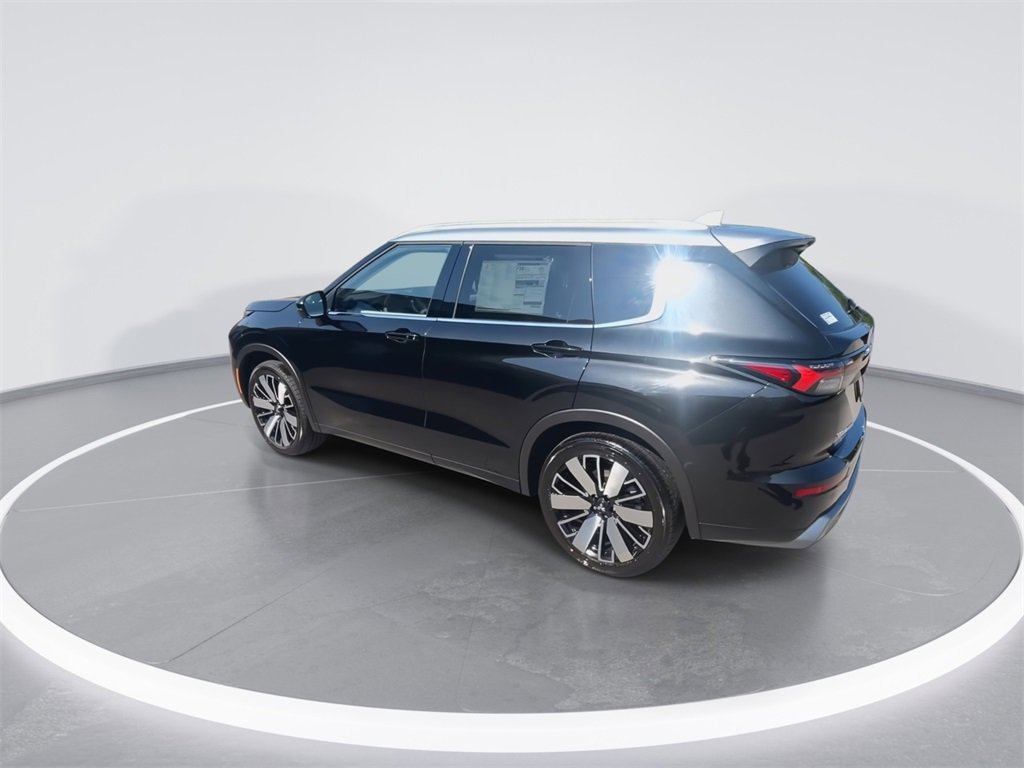 New 2025 Mitsubishi Outlander AWD image 6
