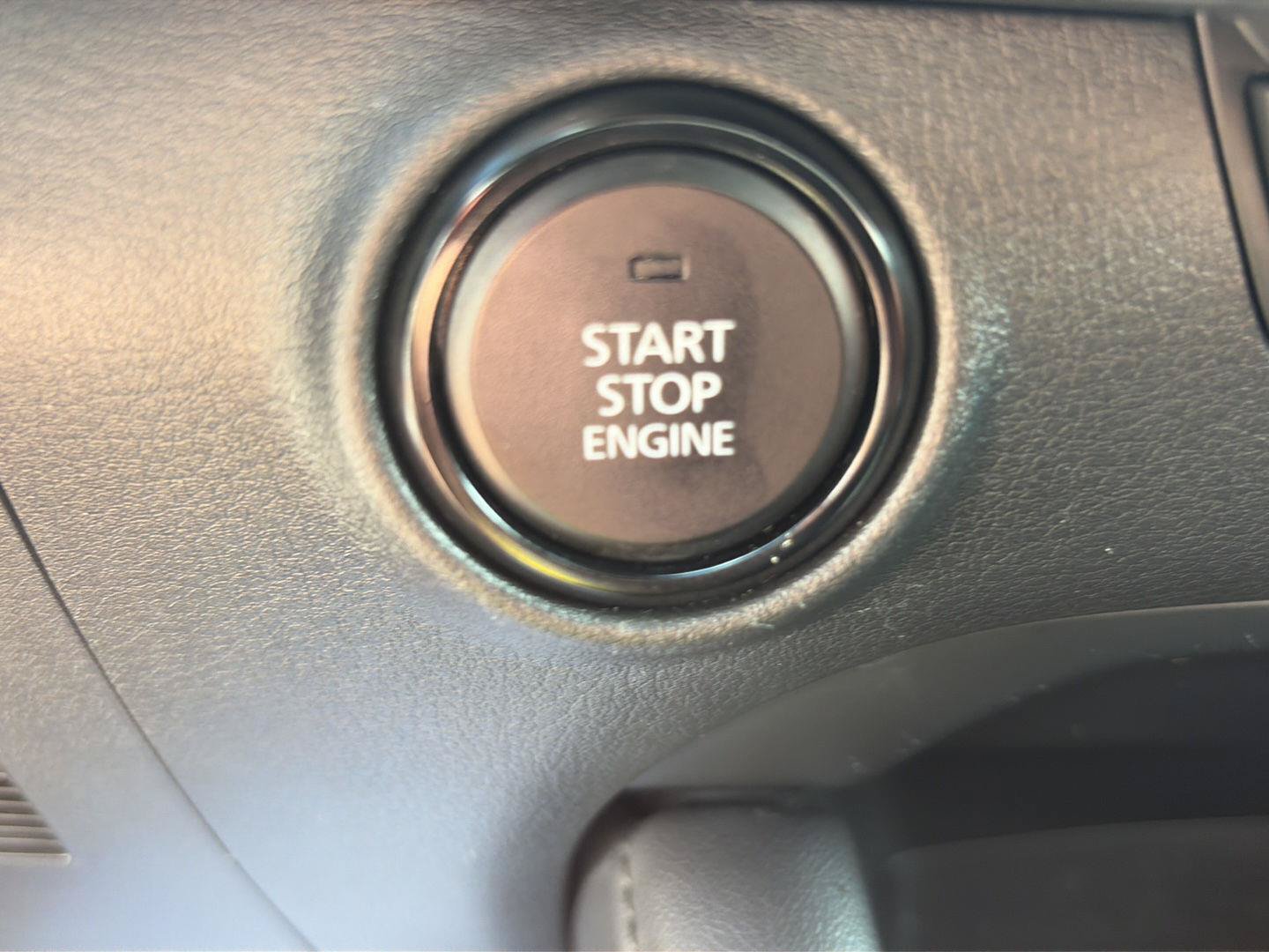 Used 2024 MAZDA MAZDA3 s FWD image 23