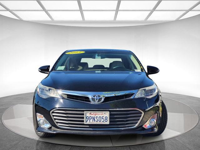 Used 2013 Toyota Avalon XLE Touring FWD image 2