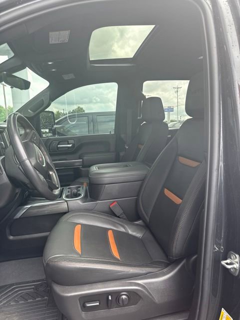 Used 2020 GMC Sierra 2500 AT4 w/ AT4 Premium Package AWD/4WD image 7