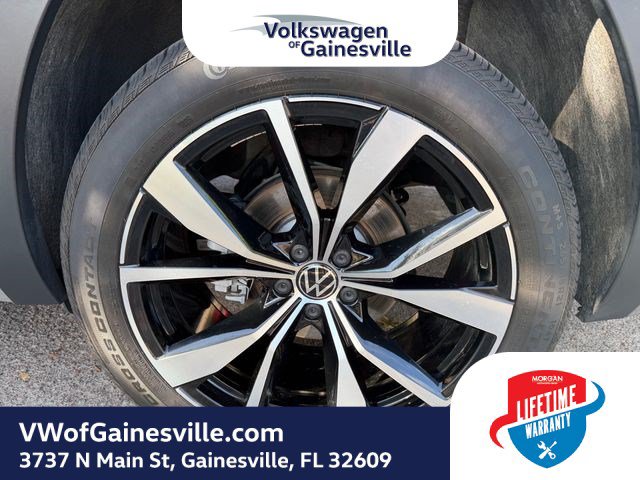 Certified 2025 Volkswagen Atlas SEL Premium R-Line AWD/4WD image 29