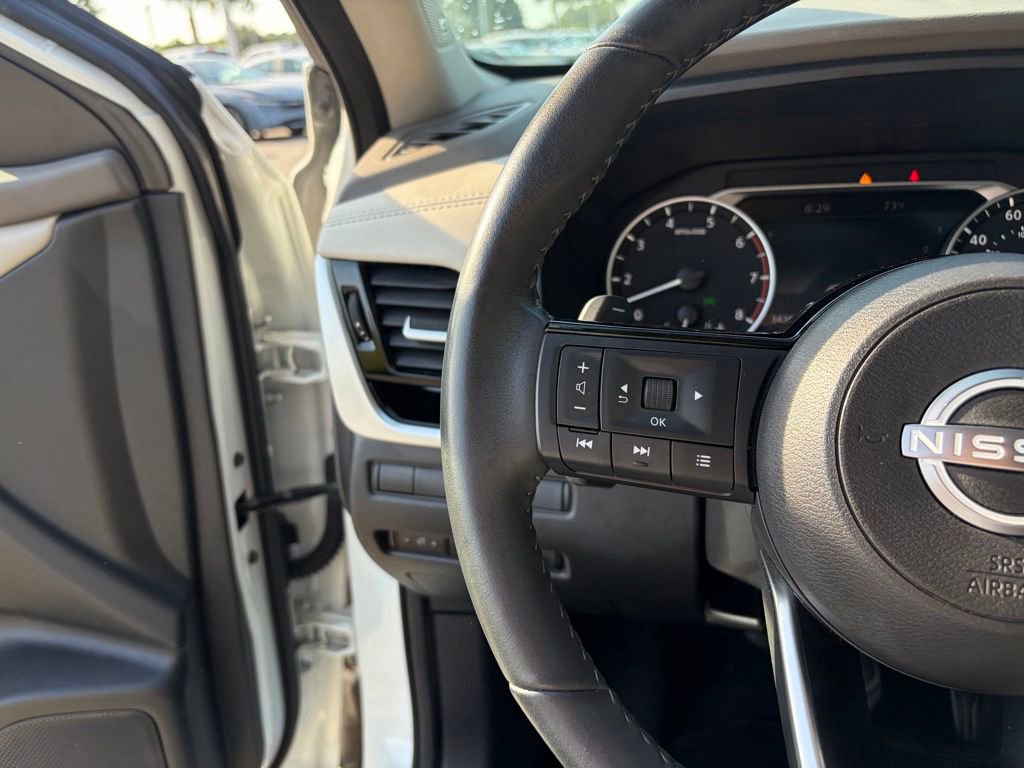 Certified 2023 Nissan Rogue SL w/ SL Premium Package FWD image 16